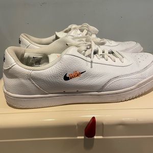 Nike Vintage Court Sneakers